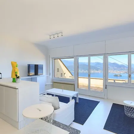 La Perla Del - 斯特雷萨